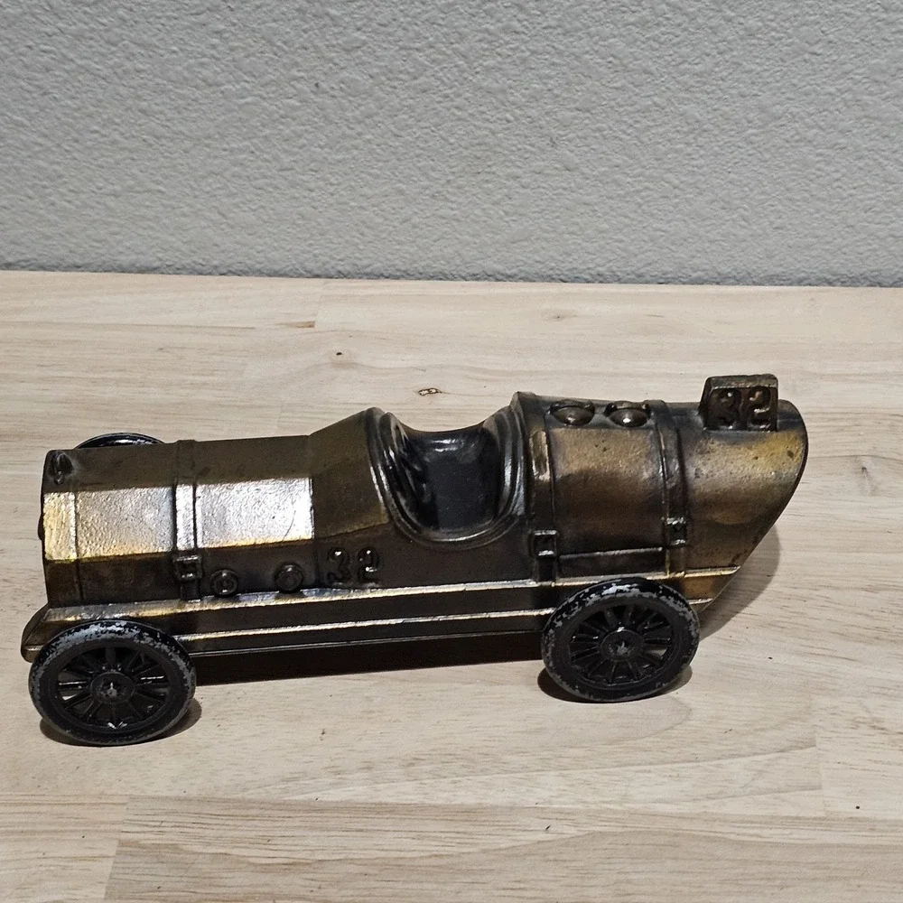 Vintage 1974 Banthrico #32 Sportster Racer Car Coin Bank
